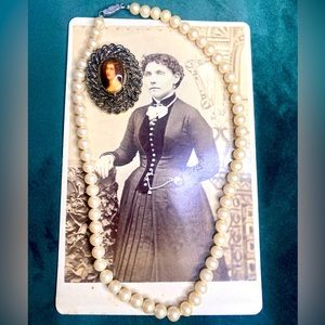 Antique Rare Japanese pearl necklace/ pin.